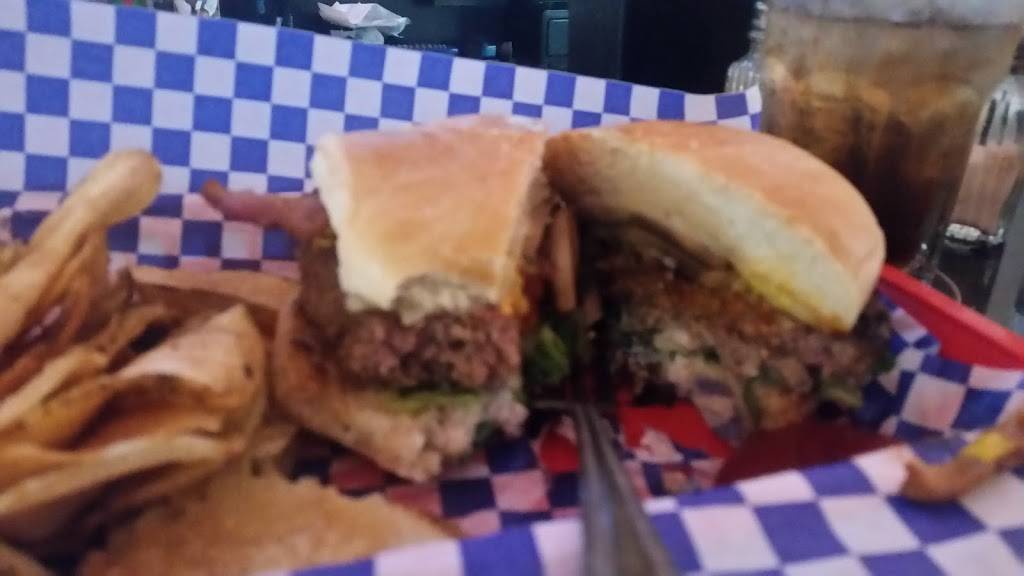 Angry Buffalo @ The Rose Garden | restaurant | 2753 Wehrle Dr, Williamsville, NY 14221, USA | 7166329871 OR +1 716-632-9871