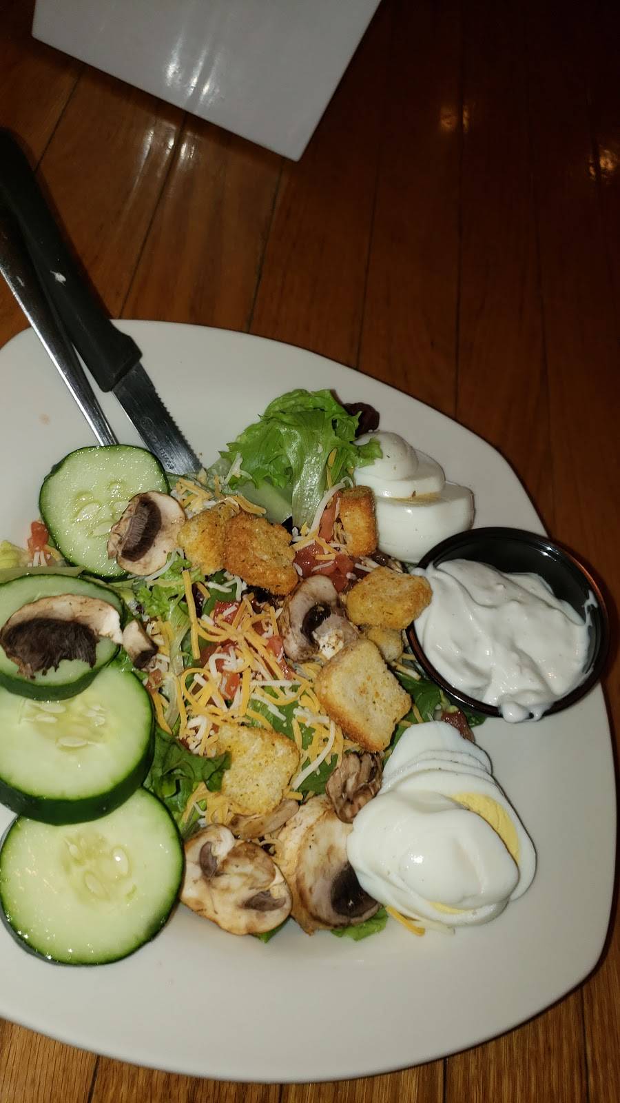 Dog & Duck of Summerville, LLC | restaurant | 1580 Old Trolley Rd, Summerville, SC 29485, USA | 8438213056 OR +1 843-821-3056