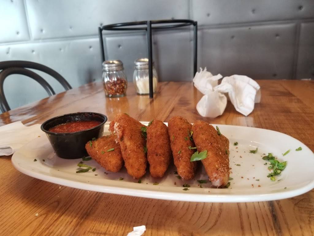 Giordanos | restaurant | 1401 W 18th St, Chicago, IL 60608, USA | 3122650243 OR +1 312-265-0243