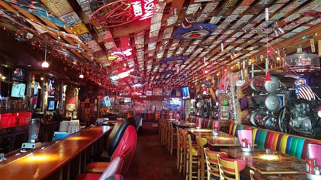 Barneys Beanery Burbank | restaurant | 250 N 1st St, Burbank, CA 91502, USA | 8185242912 OR +1 818-524-2912