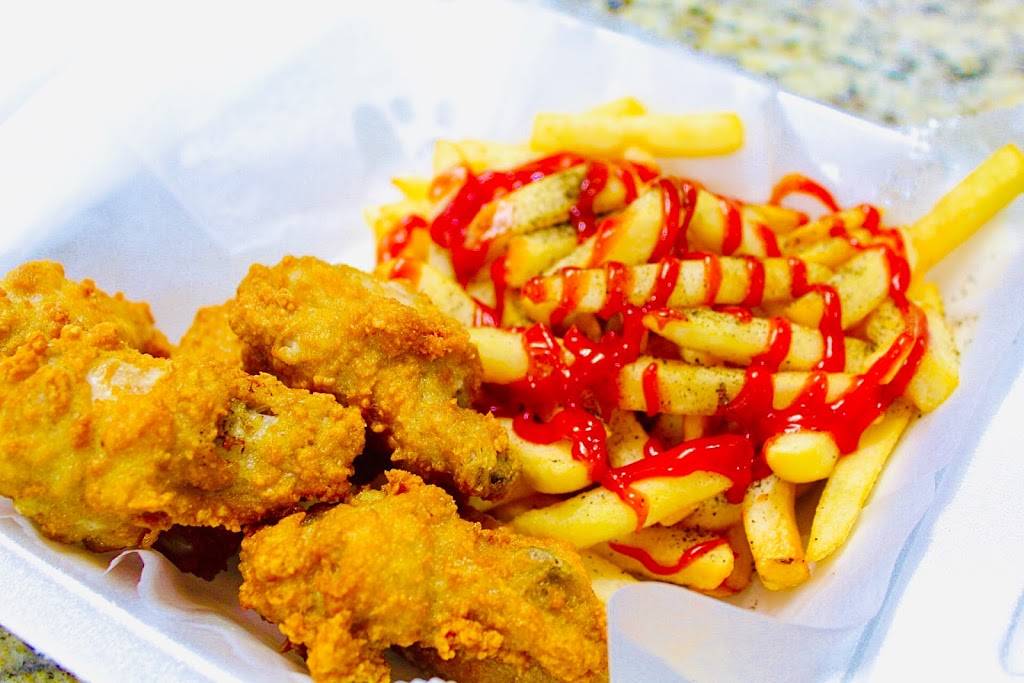 SMH Italian Hot Dogs and Sausages | restaurant | 610 Springfield Ave, Newark, NJ 07103, USA | 9732308419 OR +1 973-230-8419