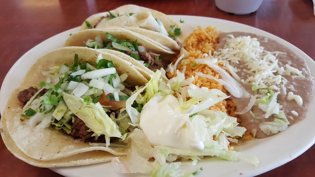 El Pueblito | restaurant | 1221 E Imperial Hwy, Placentia, CA 92870, USA | 7148547956 OR +1 714-854-7956