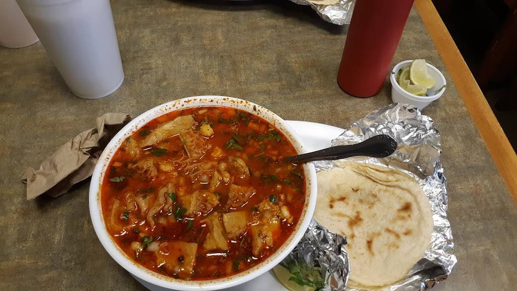 Monicas Tacos | restaurant | 8104 I Ave, Hesperia, CA 92345, USA | 7609475505 OR +1 760-947-5505