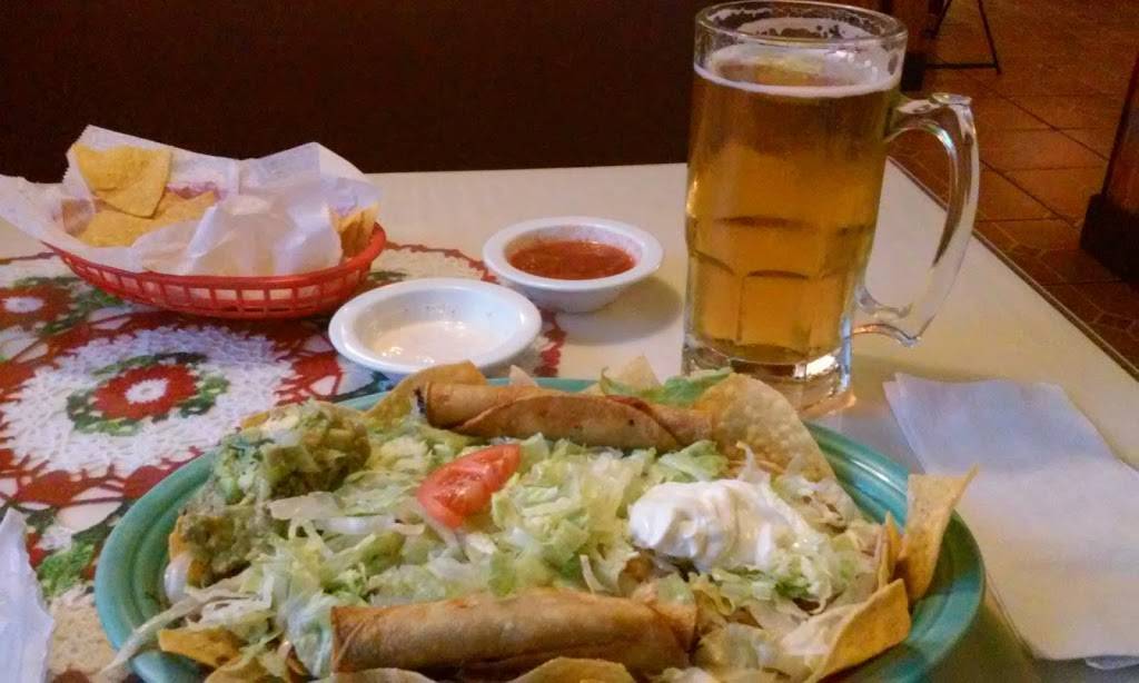 El Cerrito | restaurant | 1297 Main St, Altavista, VA 24517, USA | 4343091237 OR +1 434-309-1237