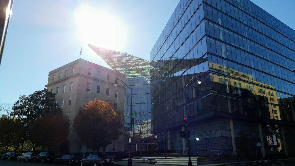 West Wing Cafe | meal takeaway | 300 New Jersey Ave NW, Washington, DC 20001, USA | 2023475855 OR +1 202-347-5855