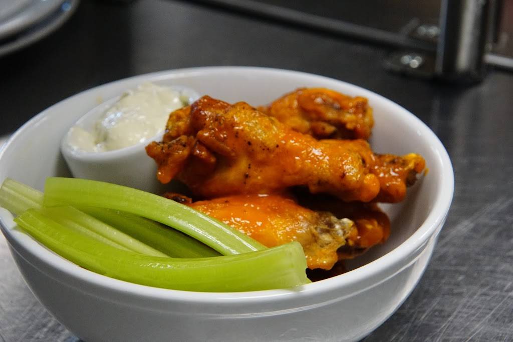 Chicks | restaurant | 1807 Washington Ave, Philadelphia, PA 19146, USA | 2155462233 OR +1 215-546-2233