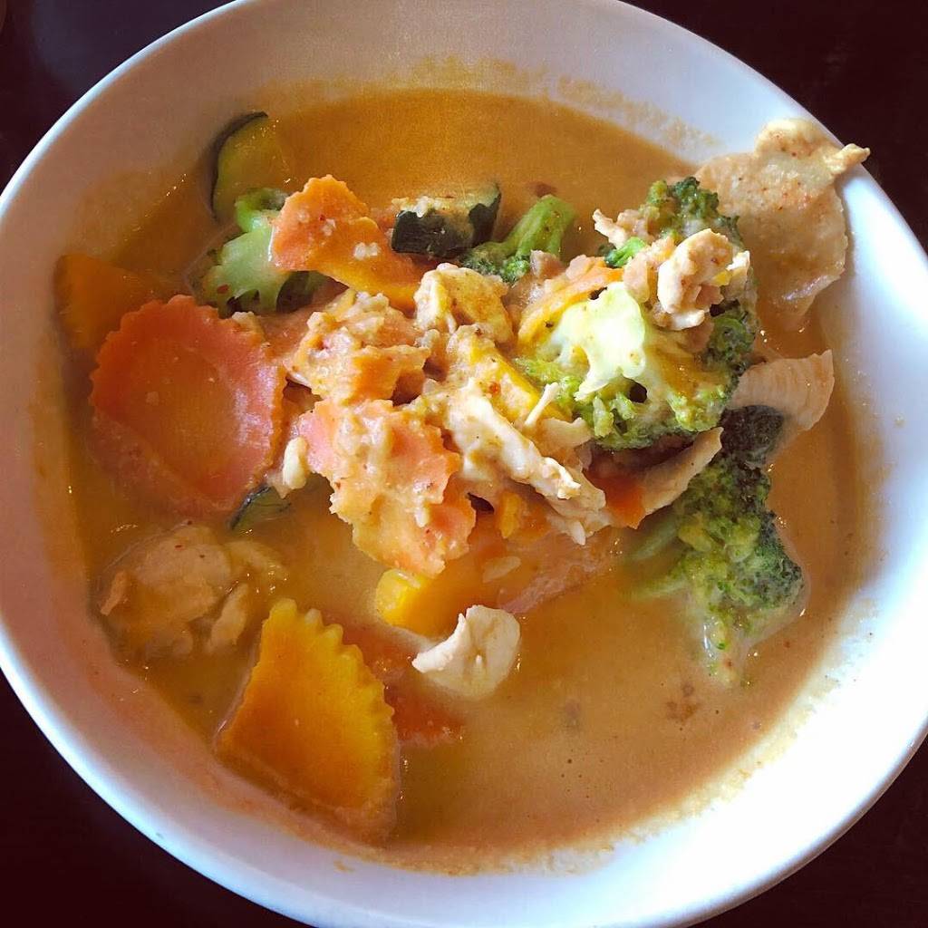 Curry in the Box - Fitchburg | restaurant | 3050 Cahill Main #4, Fitchburg, WI 53711, USA | 6082739100 OR +1 608-273-9100