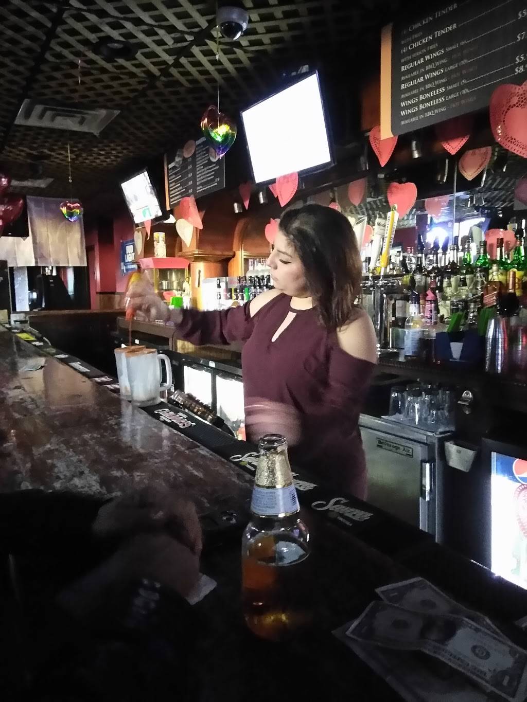 Grand Tequila Bar & Grill | restaurant | 1334 Grand Ave, Waukegan, IL 60085, USA | 2246373389 OR +1 224-637-3389