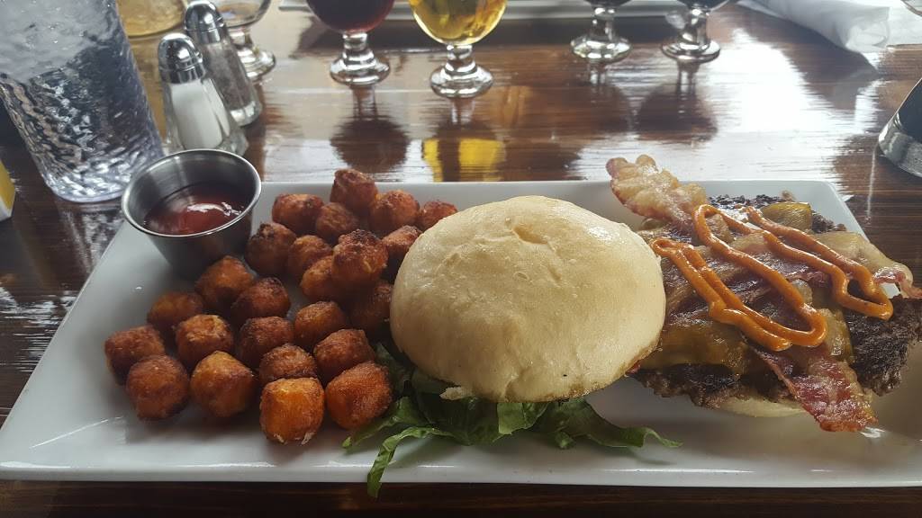 Matanza Beer Kitchen Nob Hill | restaurant | 3225 Central Ave NE, Albuquerque, NM 87106, USA | 5053127305 OR +1 505-312-7305