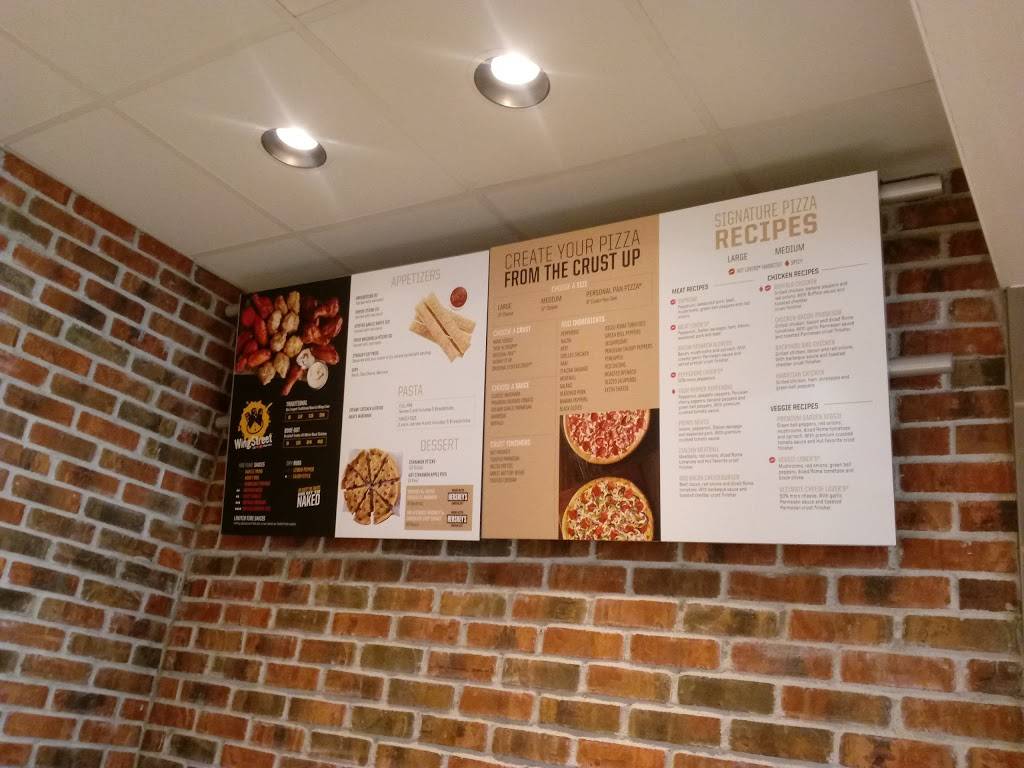 Pizza Hut | restaurant | 660 Merrill Rd, Pittsfield, MA 01201, USA | 4134999891 OR +1 413-499-9891