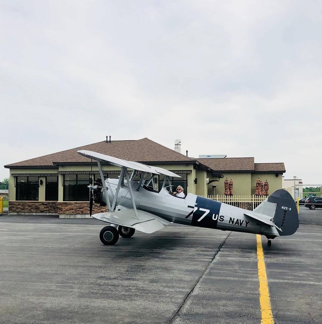 Aviator Restaurant | restaurant | 433 Queensbury Ave, Queensbury, NY 12804, USA | 5187956000 OR +1 518-795-6000