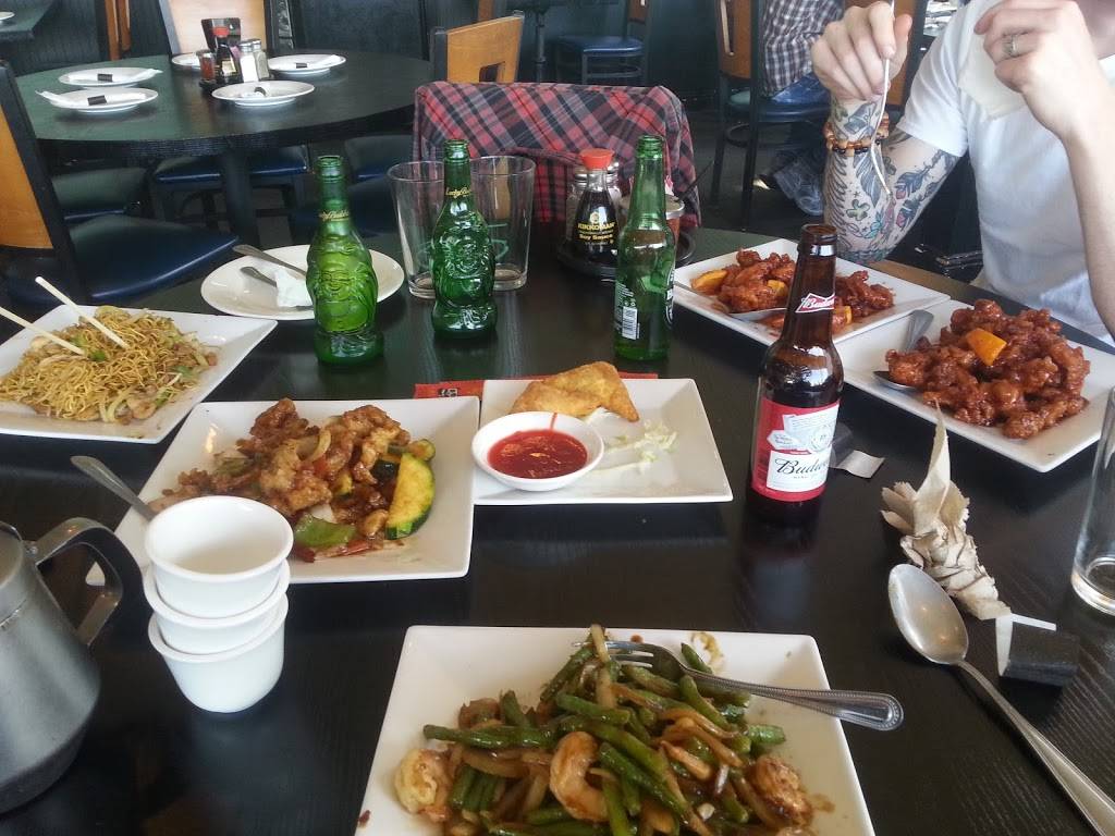 Golden Dragon Restaurant | restaurant | 2800 Broadway, Sacramento, CA 95817, USA | 9164513888 OR +1 916-451-3888