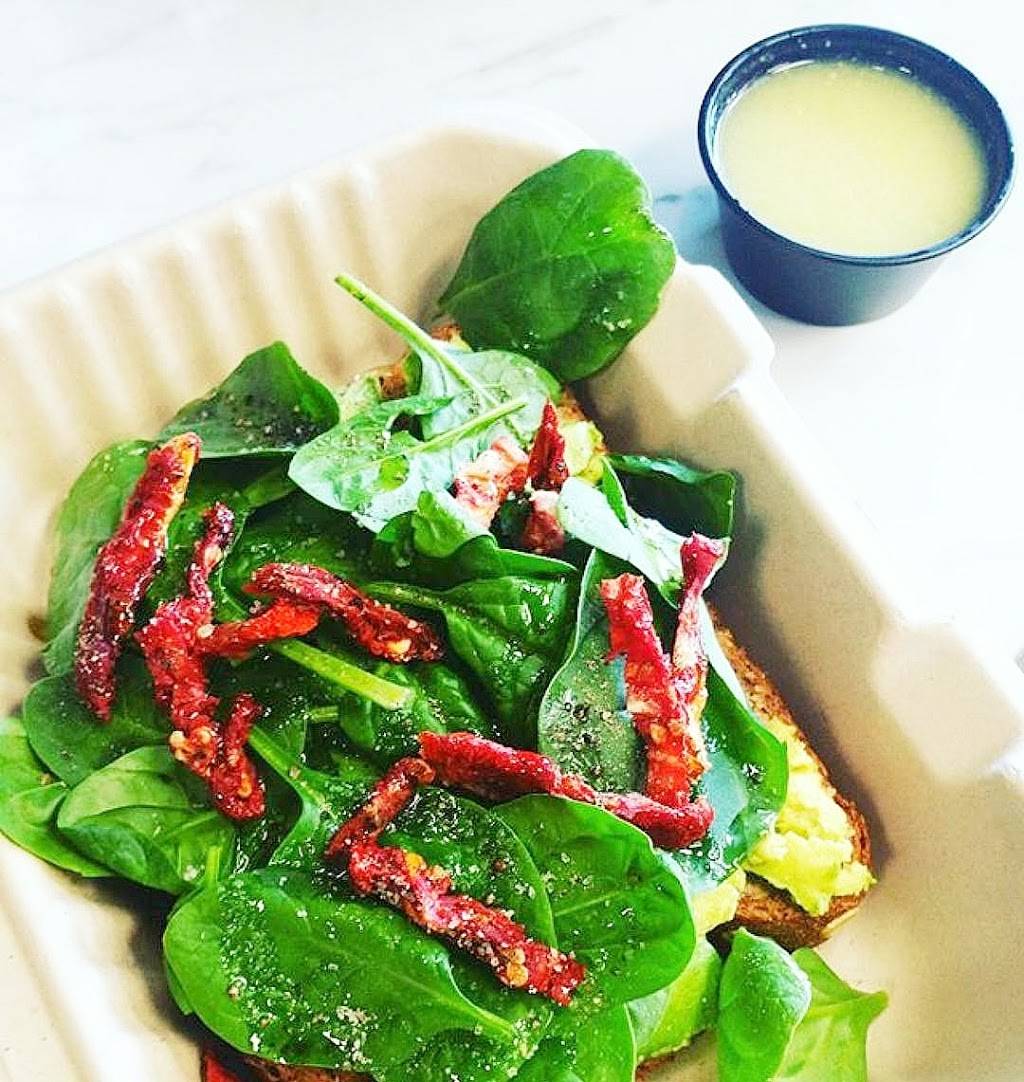 Zodiac Juiceology & Apothecary | restaurant | 239 N Citrus Ave, Covina, CA 91723, USA | 6269153355 OR +1 626-915-3355