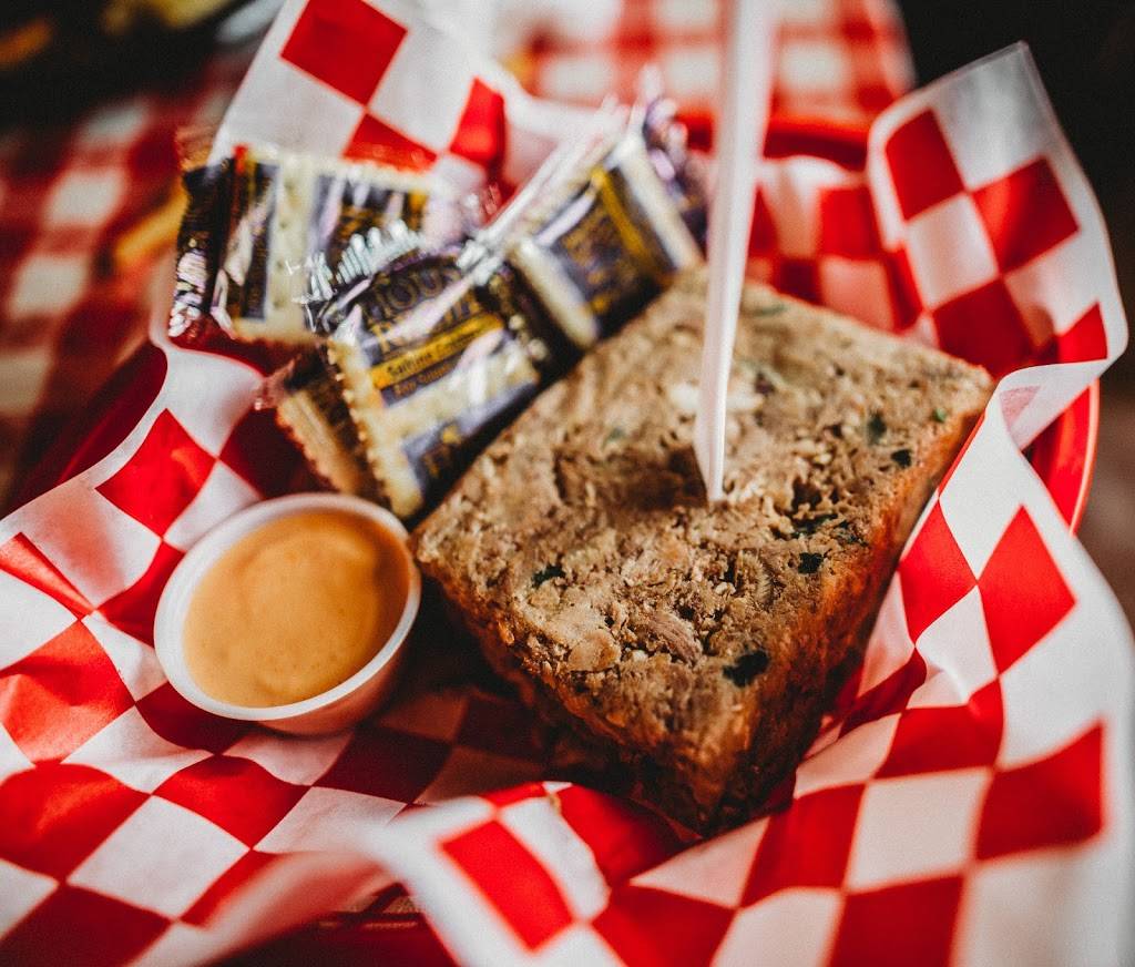 Bayou Boys Po-Boys | restaurant | 13335 TX-36, Needville, TX 77461, USA | 9797937276 OR +1 979-793-7276