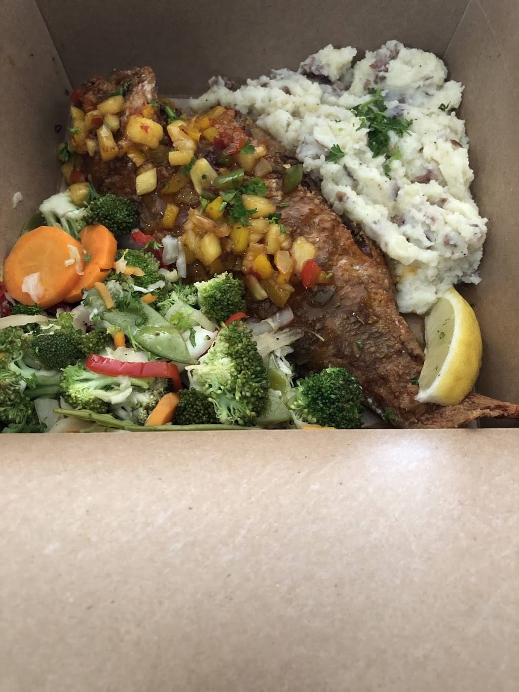 Eat Fish Restaurant | restaurant | 3896 Main St, Bridgeport, CT 06606, USA | 2037249000 OR +1 203-724-9000