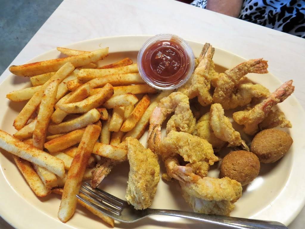 Crawfish Shack & Oyster Bar | restaurant | 2013 Wells Branch Pkwy #106, Austin, TX 78728, USA | 5122527556 OR +1 512-252-7556