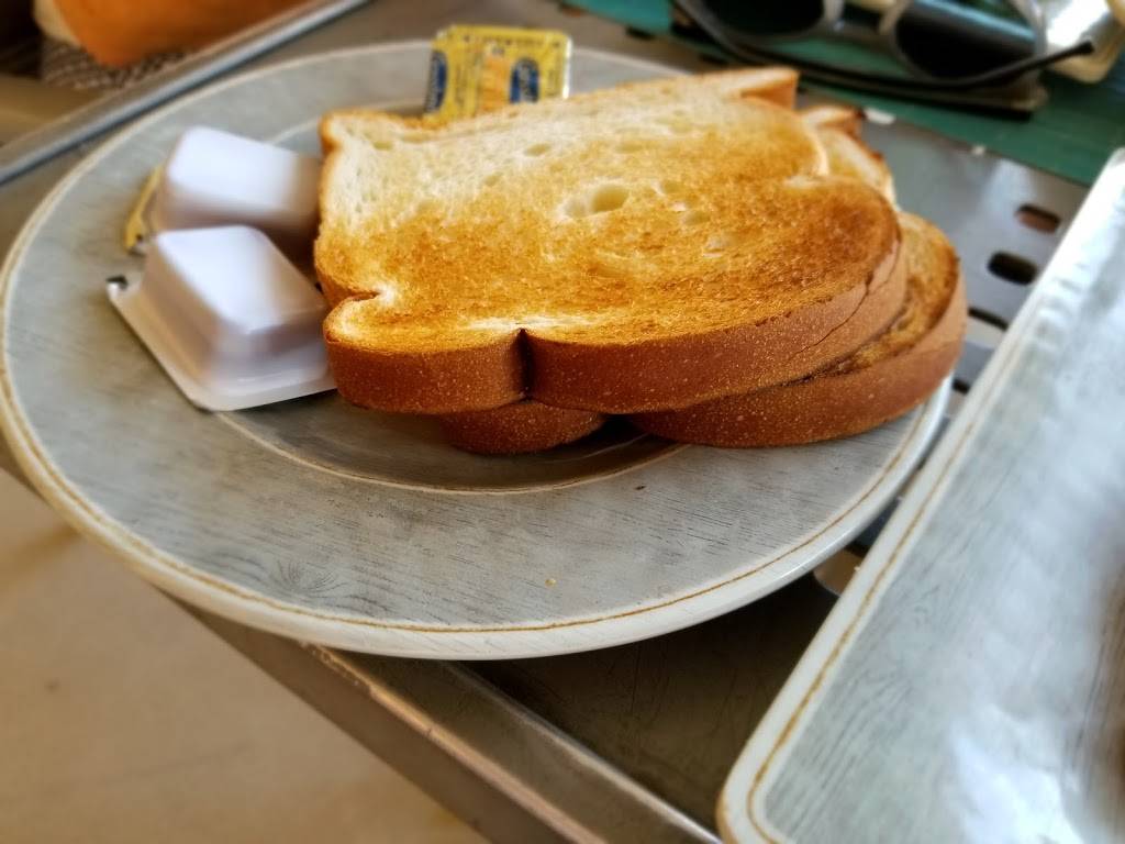 Beach Bar and Grill | restaurant | 3950 S Las Vegas Blvd, Las Vegas, NV 89119, USA | 7026327777 OR +1 702-632-7777