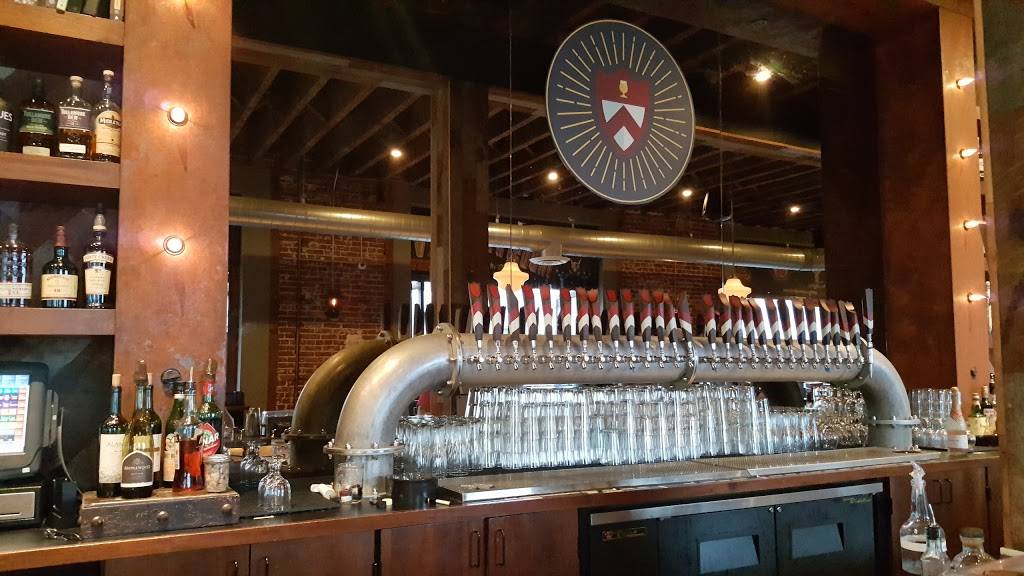 Gaslamp Tavern | restaurant | 868 Fifth Ave, San Diego, CA 92101, USA | 6192393339 OR +1 619-239-3339