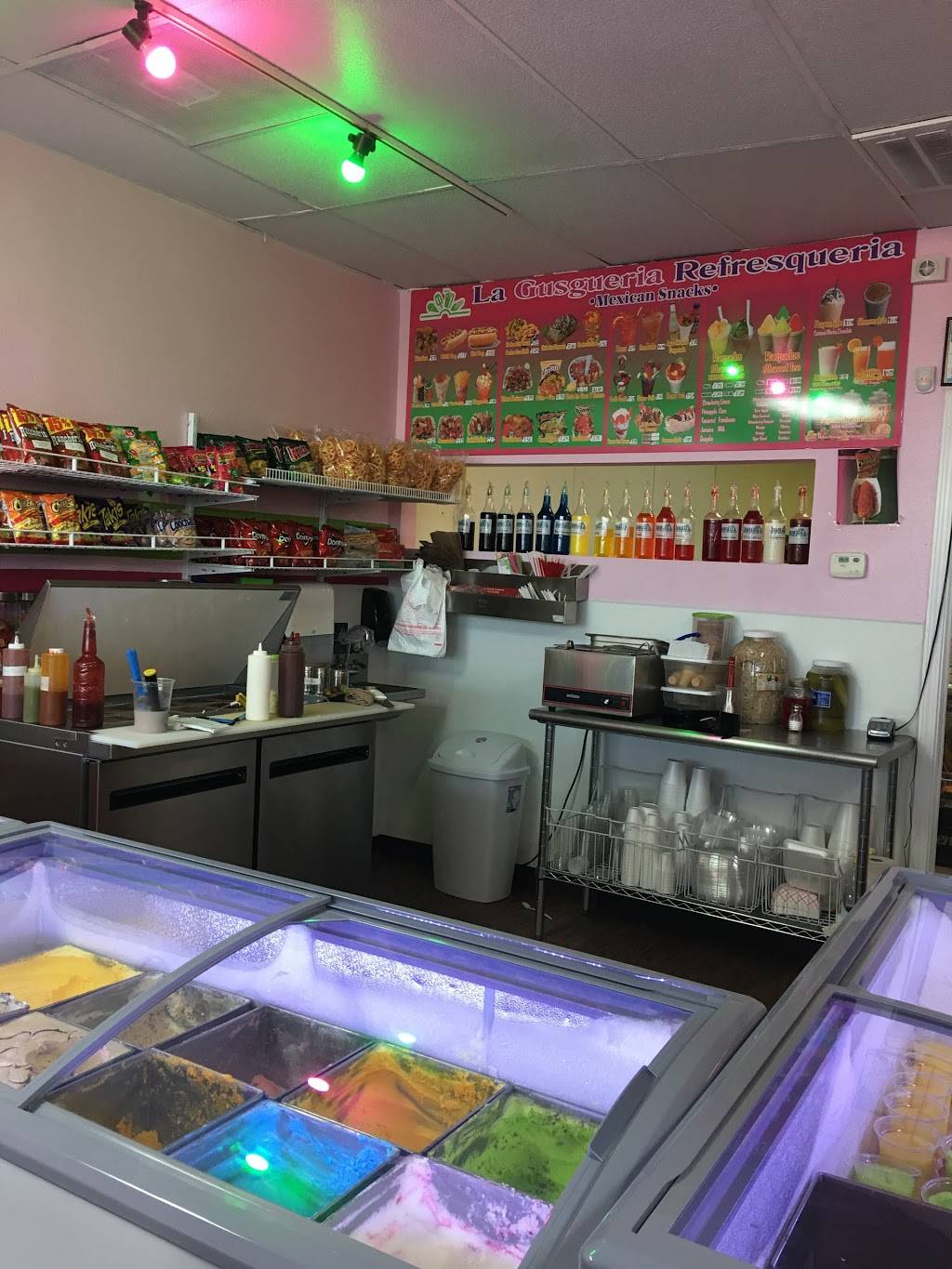 La Gusgueria | restaurant | 14680 Wallisville Rd, Houston, TX 77049, USA | 3465715183 OR +1 346-571-5183