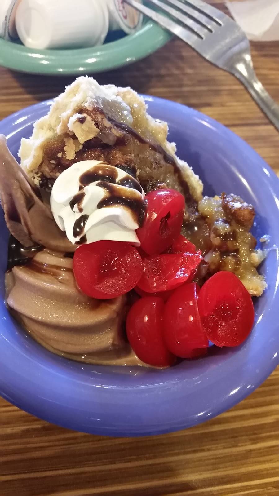 Captain Kidds Family Dining | restaurant | 1550 S Harbor Blvd, Anaheim, CA 92802, USA | 7144914788 OR +1 714-491-4788