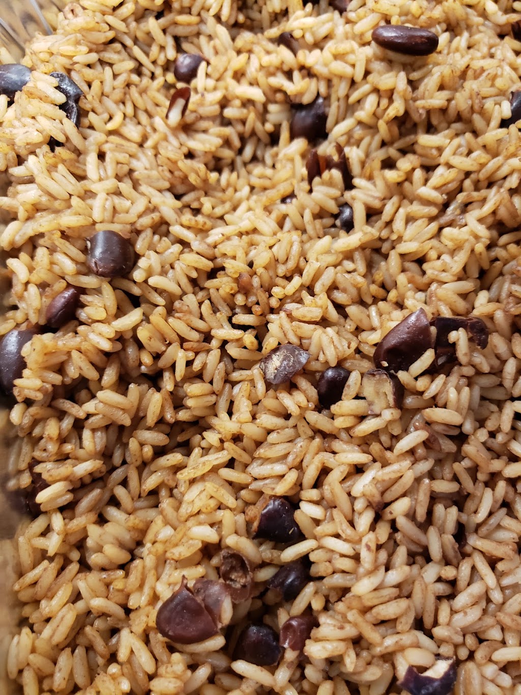 876 Jamaican Jerk Restaurant | restaurant | 9044 S Ashland Ave, Chicago, IL 60620, USA | 7732538128 OR +1 773-253-8128