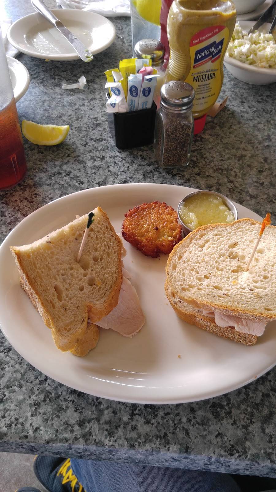 Ruvens Restaurant | restaurant | 13800 Jog Rd, Delray Beach, FL 33446, USA | 5614999003 OR +1 561-499-9003