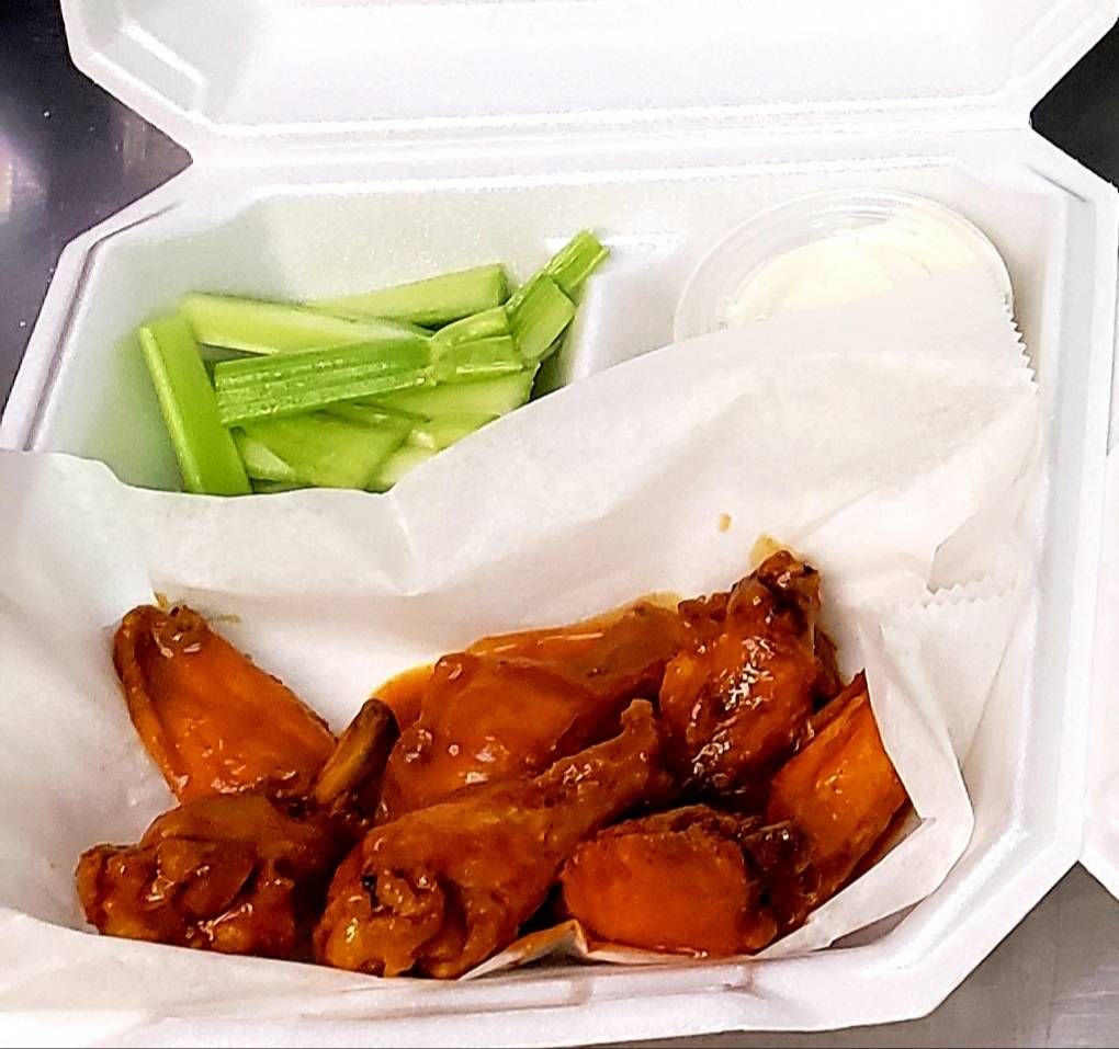 Yoyos pizza and Mexican restaurant | restaurant | 50 Mill St, Newburgh, NY 12550, USA | 8457874312 OR +1 845-787-4312