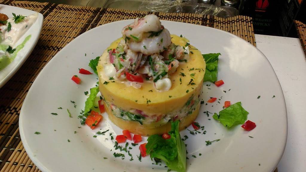 El Huarique | restaurant | 1301 Ocean Front Walk, Venice, CA 90291, USA | 3104521254 OR +1 310-452-1254