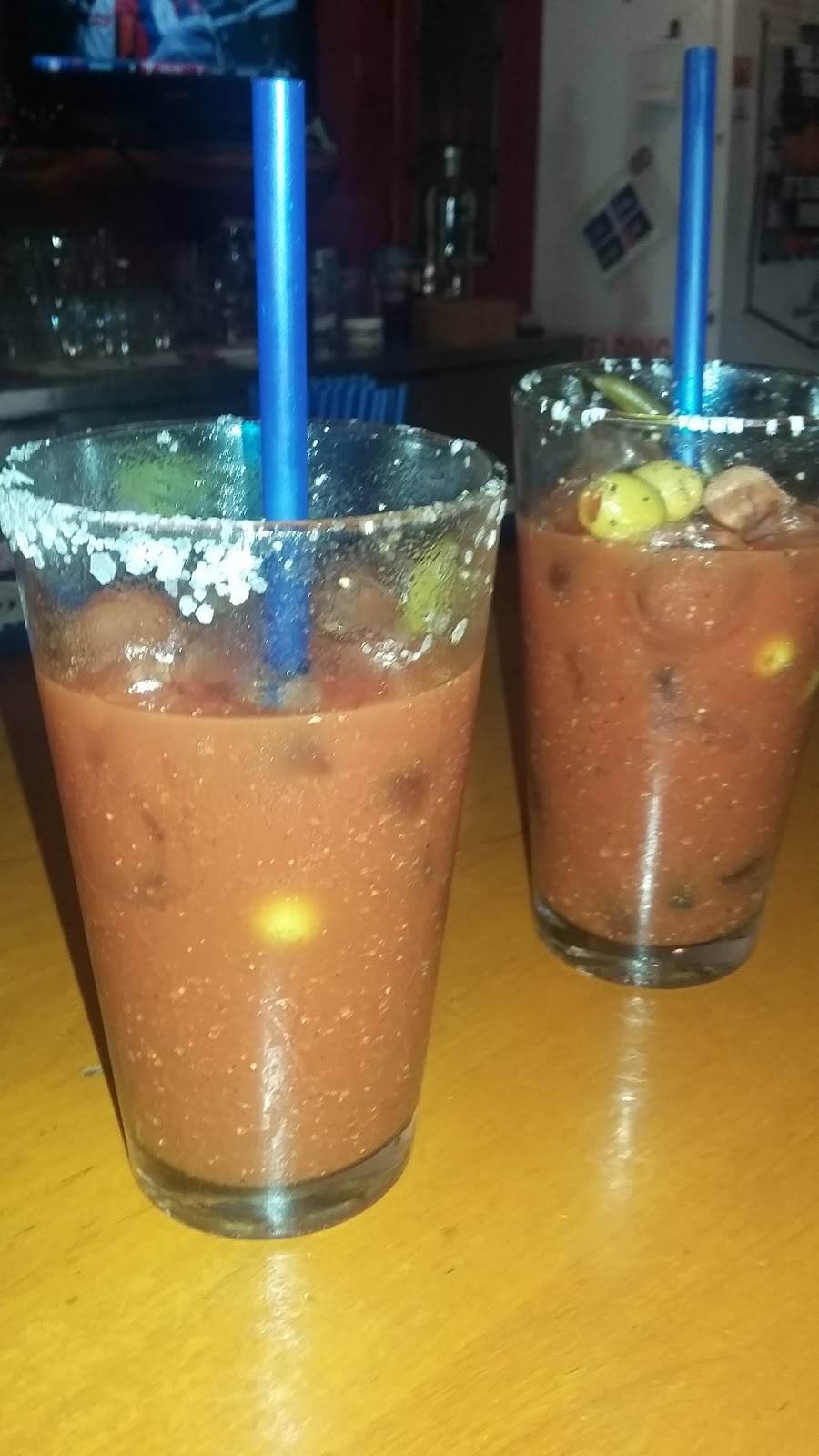 Lone Fir Bar & Grill | restaurant | 3741 Pleasant Hill Rd, Kelso, WA 98626, USA | 3604235412 OR +1 360-423-5412