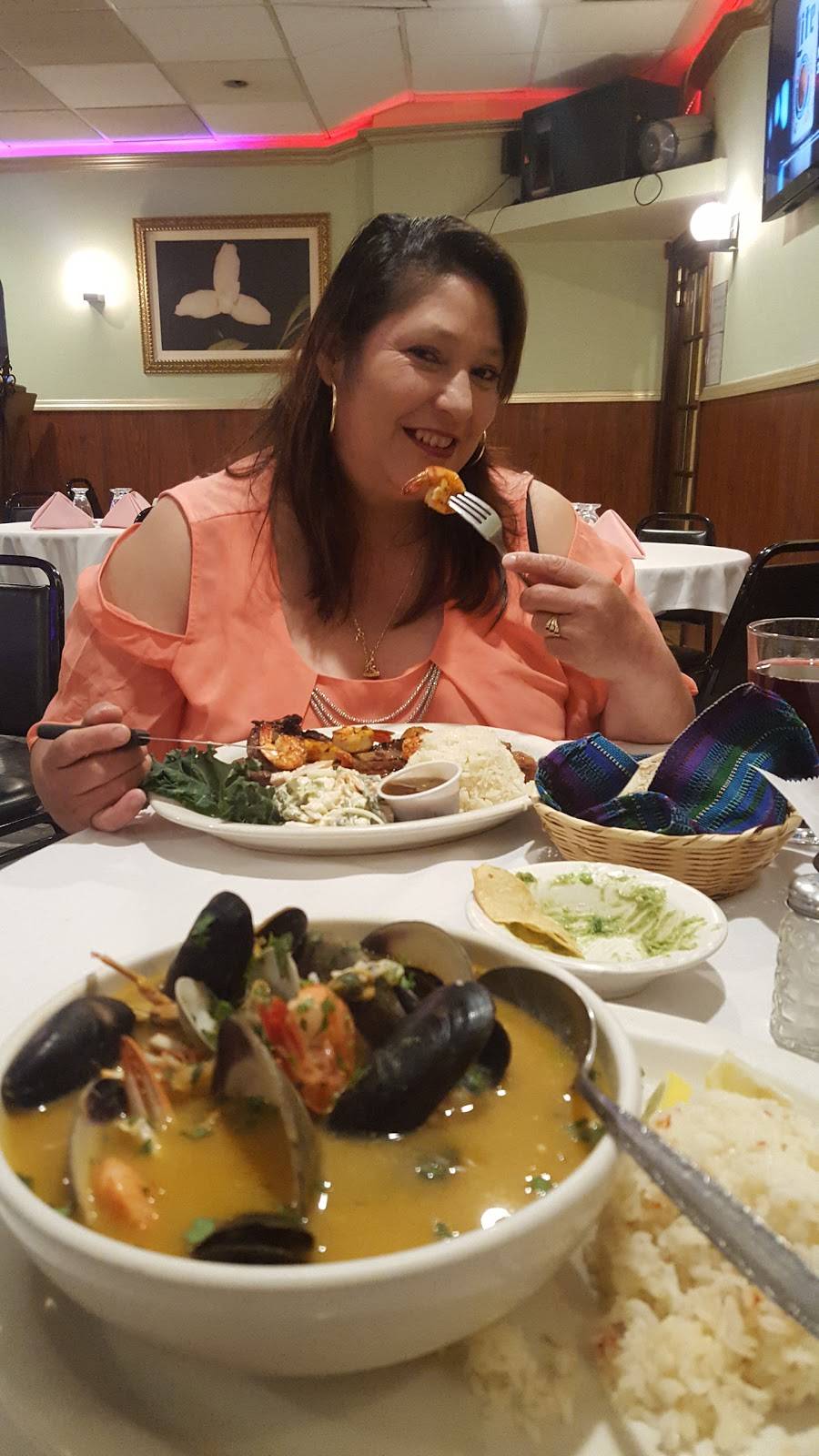 Frankyes | restaurant | 1500 S Clinton Ave # 1, Trenton, NJ 08610, USA | 6097775337 OR +1 609-777-5337