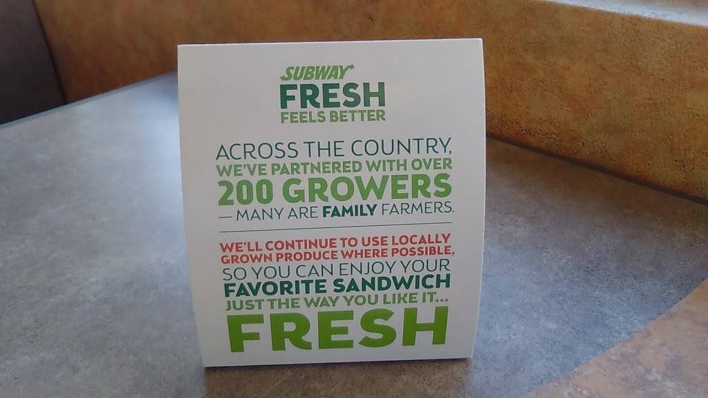 Subway Restaurants | restaurant | Subway/One Stop Food Store, 4010 S Great SW Pkwy #103, Grand Prairie, TX 75052, USA | 9726477827 OR +1 972-647-7827