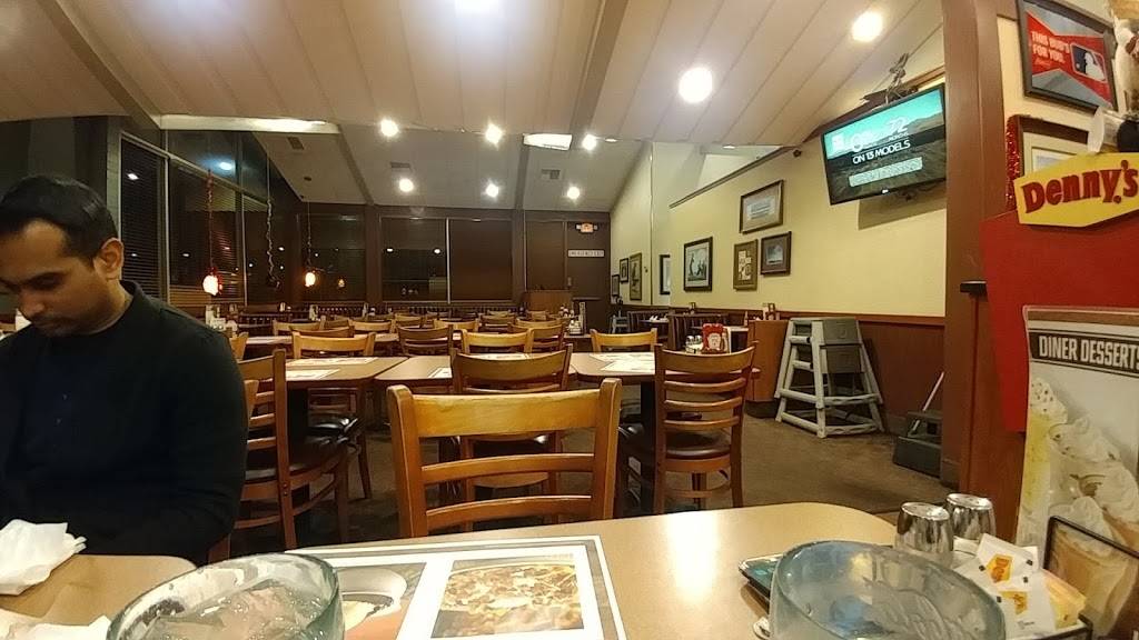 Dennys | restaurant | 2920 S Norfolk St, San Mateo, CA 94403, USA | 6505741221 OR +1 650-574-1221