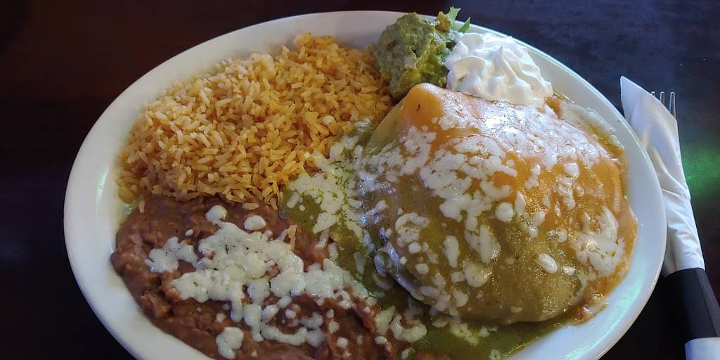 El Patron Bar and Grill | restaurant | 4803 Panama Ln # C1, Bakersfield, CA 93313, USA | 6618345834 OR +1 661-834-5834