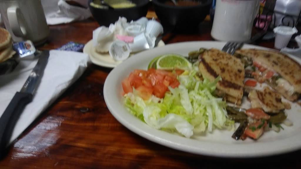 Taqueria Los Charros | restaurant | 508 Normandy St, Houston, TX 77015, USA | 7134511110 OR +1 713-451-1110