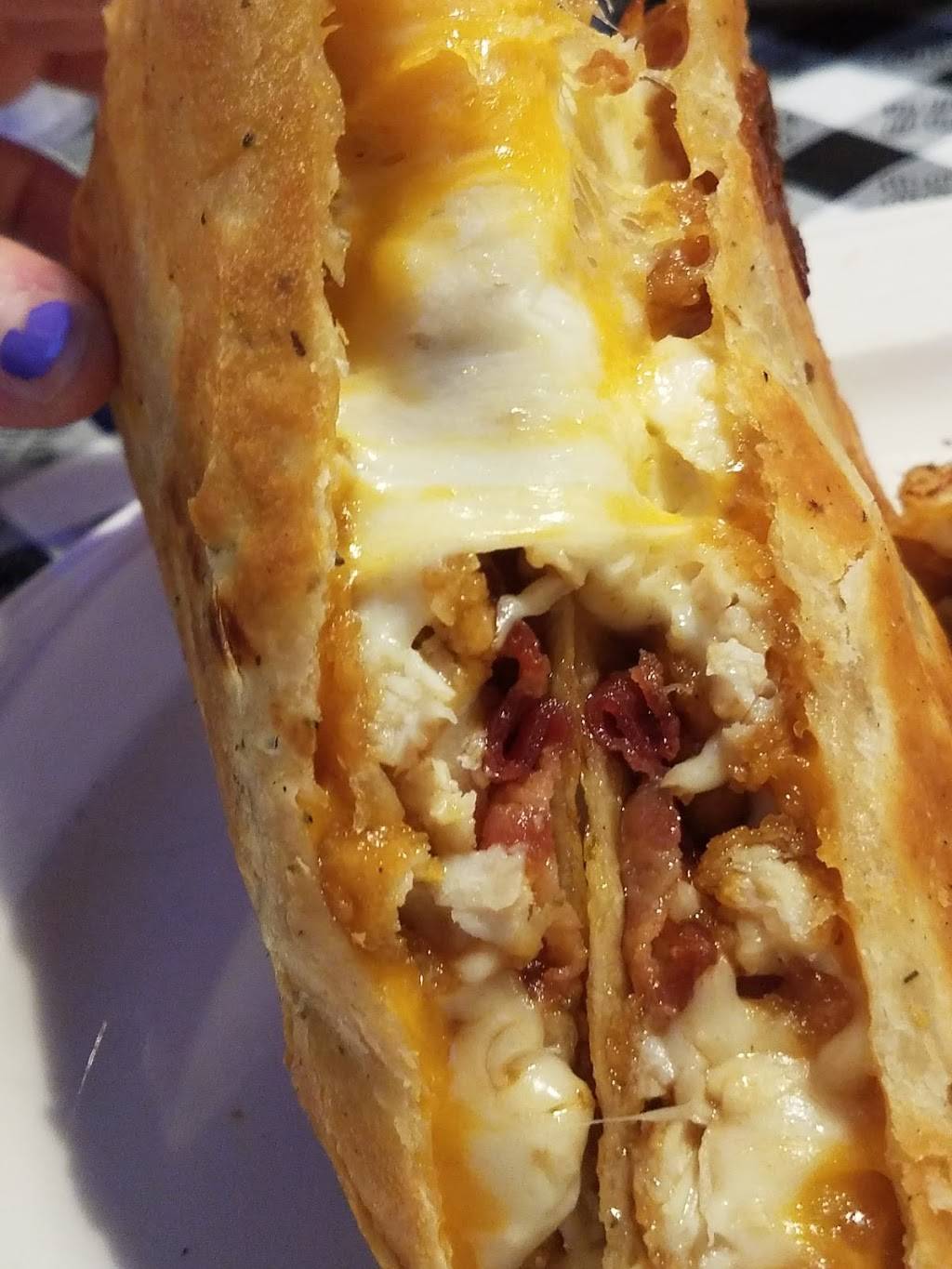 Michaels Porthole | restaurant | 92 New St, Oceanside, NY 11572, USA | 5166081380 OR +1 516-608-1380