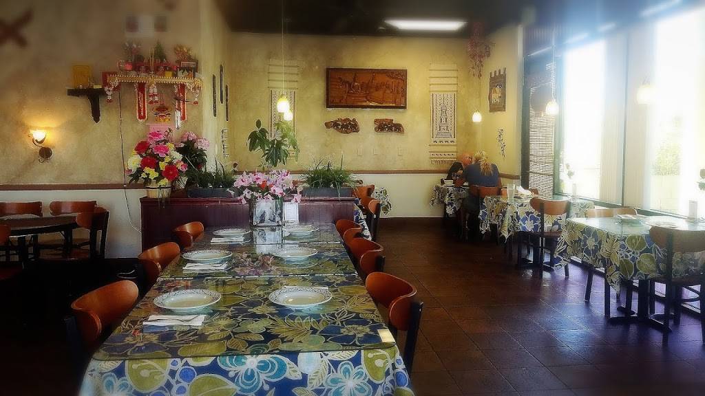 King of Siam Thai Restaurant | restaurant | 760 Tucker Rd # B, Tehachapi, CA 93561, USA | 6618239977 OR +1 661-823-9977