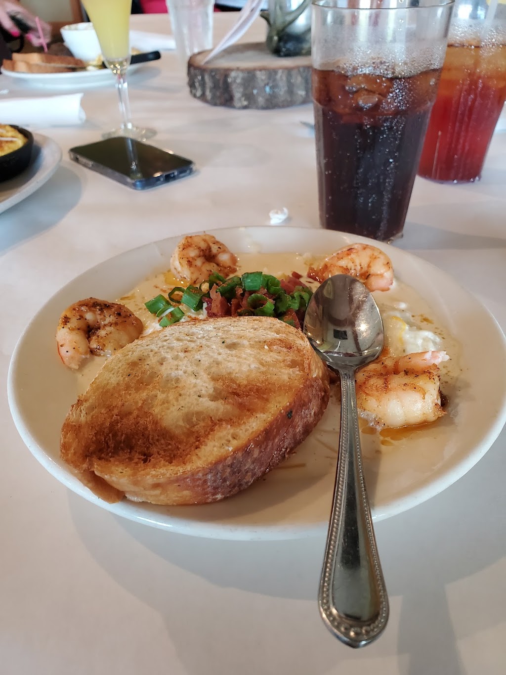 Champions Bistro | restaurant | 253 Black bear Dr, Delhi, LA 71232, USA | 3188785860 OR +1 318-878-5860