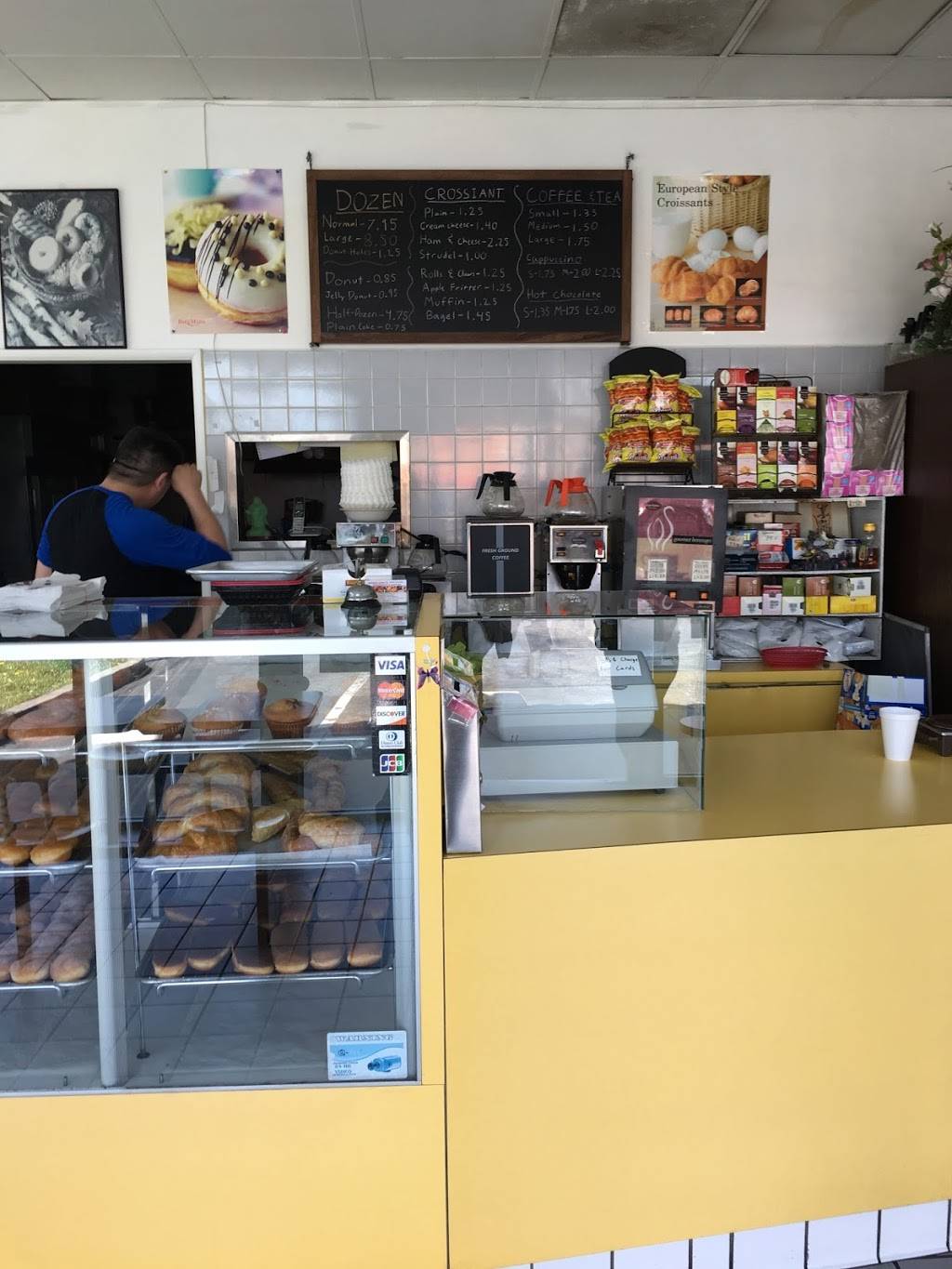 McDens Donuts | restaurant | 15725 Hawthorne Blvd #113, Lawndale, CA 90260, USA | 5624498748 OR +1 562-449-8748