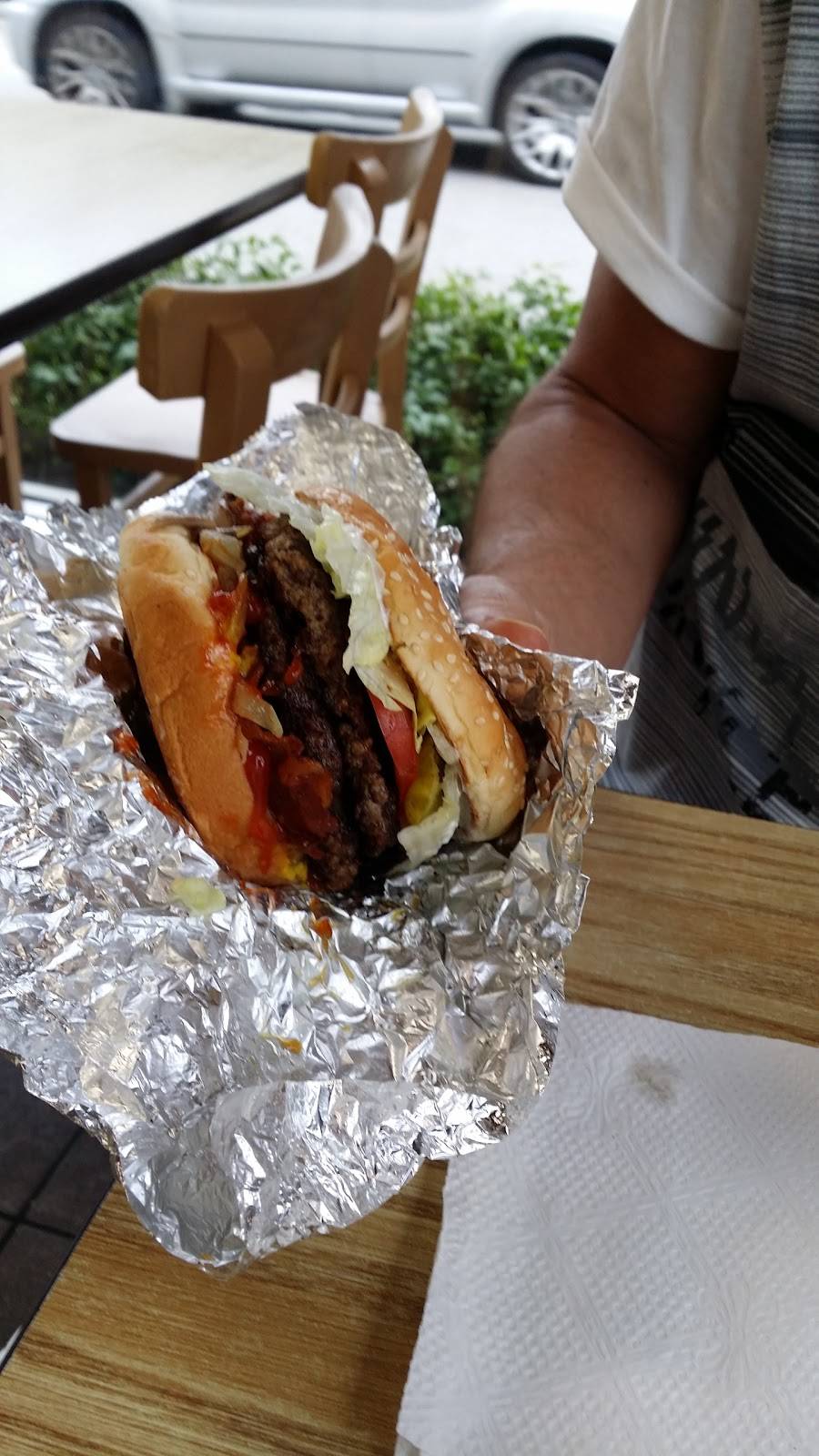 Five Guys | meal takeaway | 1818 Cordova Rd, Fort Lauderdale, FL 33316, USA | 9543585862 OR +1 954-358-5862