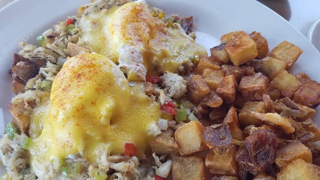 The Cheesecake Factory | restaurant | 1141 Newport Center Dr, Newport Beach, CA 92660, USA | 9497208333 OR +1 949-720-8333