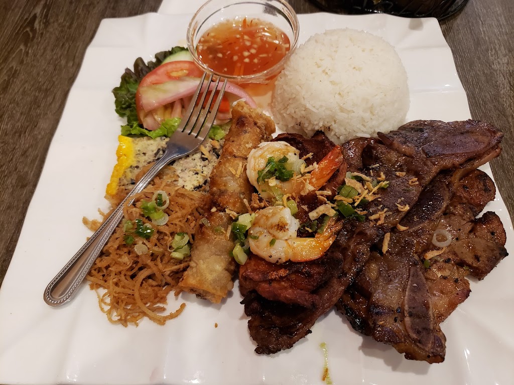 Little Vietnamese Bistro | restaurant | 422 San Mateo Ave, San Bruno, CA 94066, USA | 6505022203 OR +1 650-502-2203