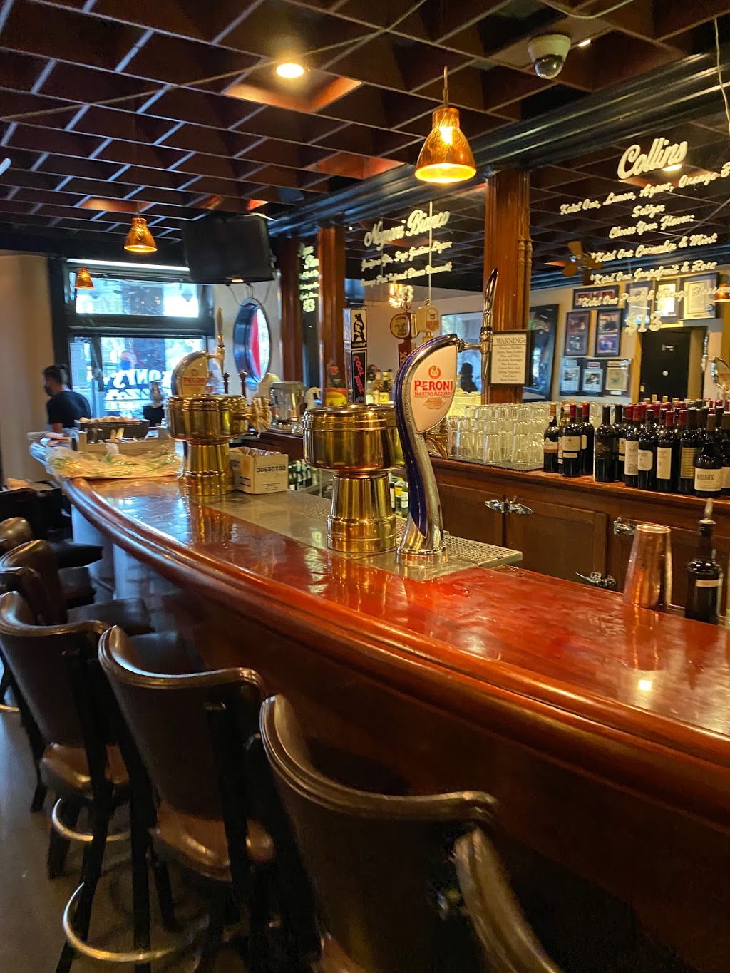 Tonys Pizza Napoletana | restaurant | 1570 Stockton St, San Francisco, CA 94133, USA | 4158359888 OR +1 415-835-9888