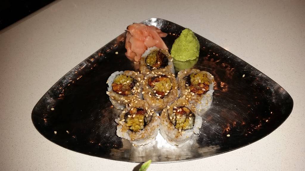 South Coast Sushi | restaurant | 1700 S Michigan Ave, Chicago, IL 60616, USA | 3126621700 OR +1 312-662-1700