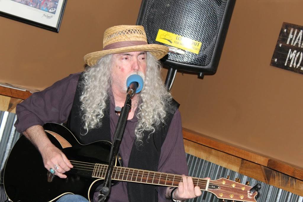 Biker Brewhouse | restaurant | 1170, 5700 Patriot Blvd unit b, Youngstown, OH 44515, USA | 3305202266 OR +1 330-520-2266