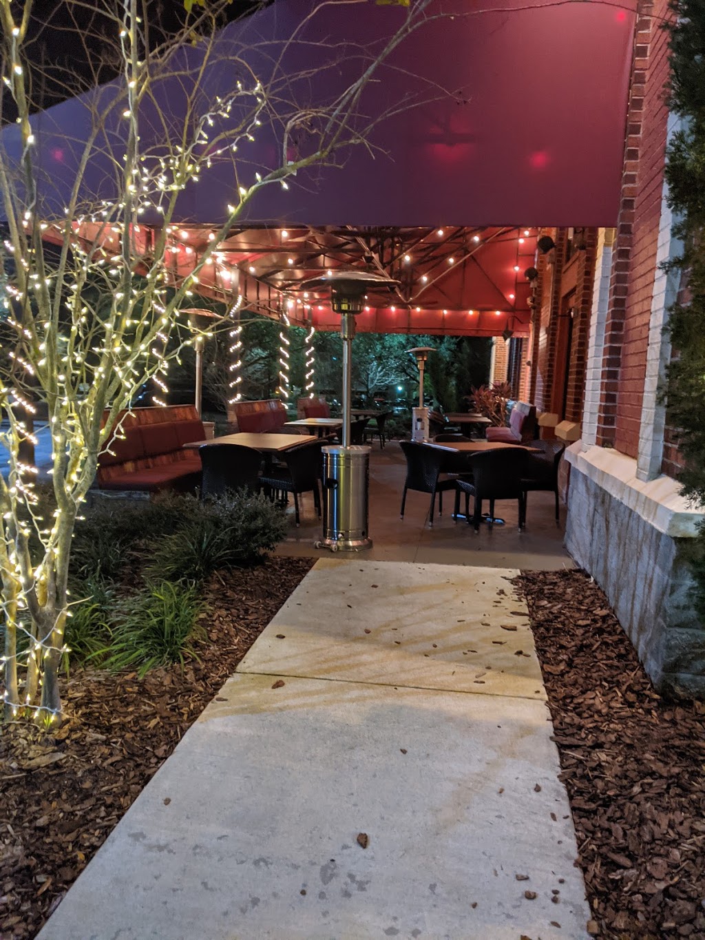 Mias Italian Kitchen | restaurant | 8717 International Dr, Orlando, FL 32819, USA | 4076017130 OR +1 407-601-7130