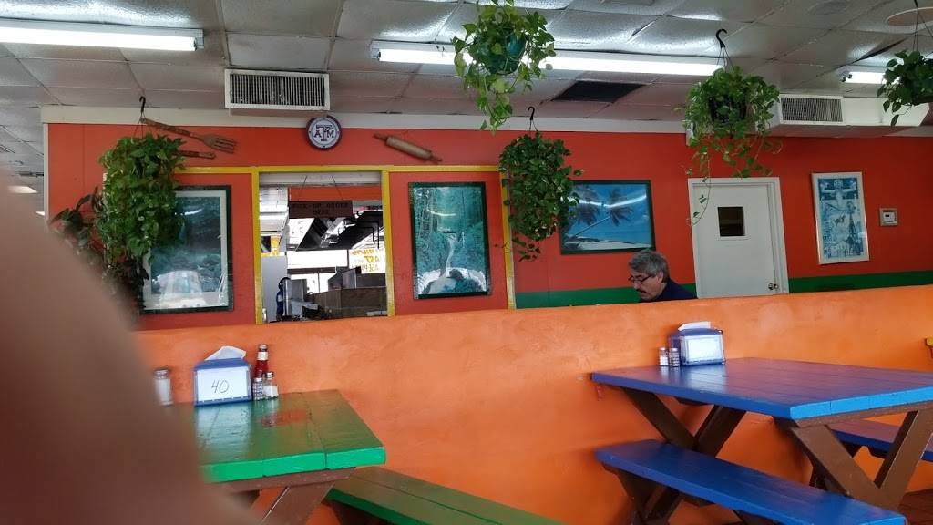 Frijoles Mexican Restaurant | restaurant | 301 N Ww White Rd, San Antonio, TX 78219, USA | 2103339432 OR +1 210-333-9432