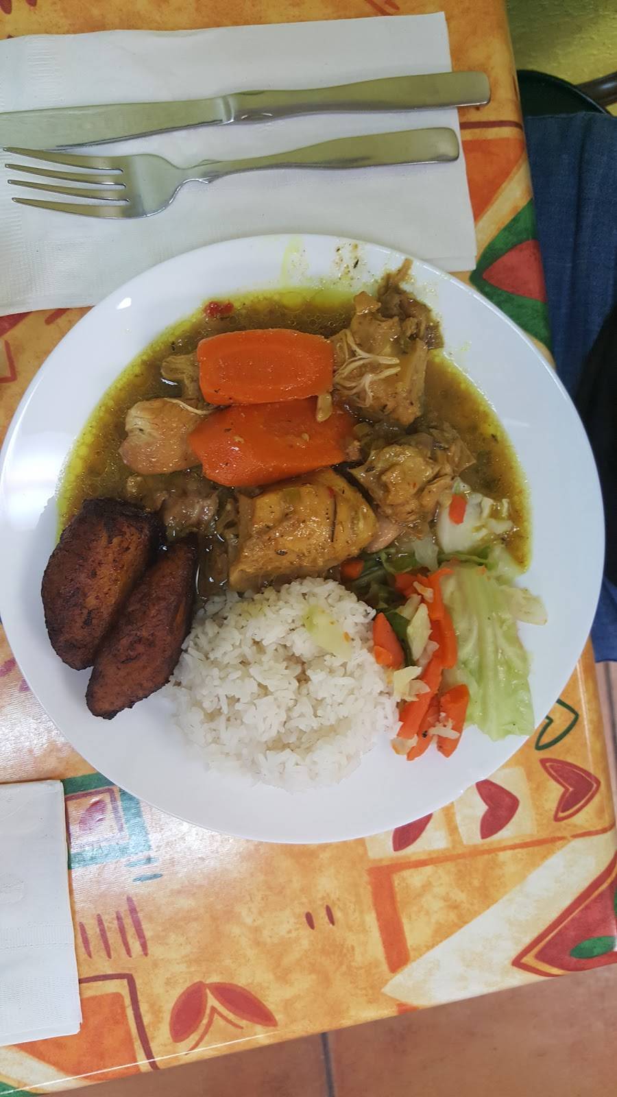 Jamrock Cuisine | restaurant | 12560 N Kendall Dr, Miami, FL 33186, USA | 3055987625 OR +1 305-598-7625