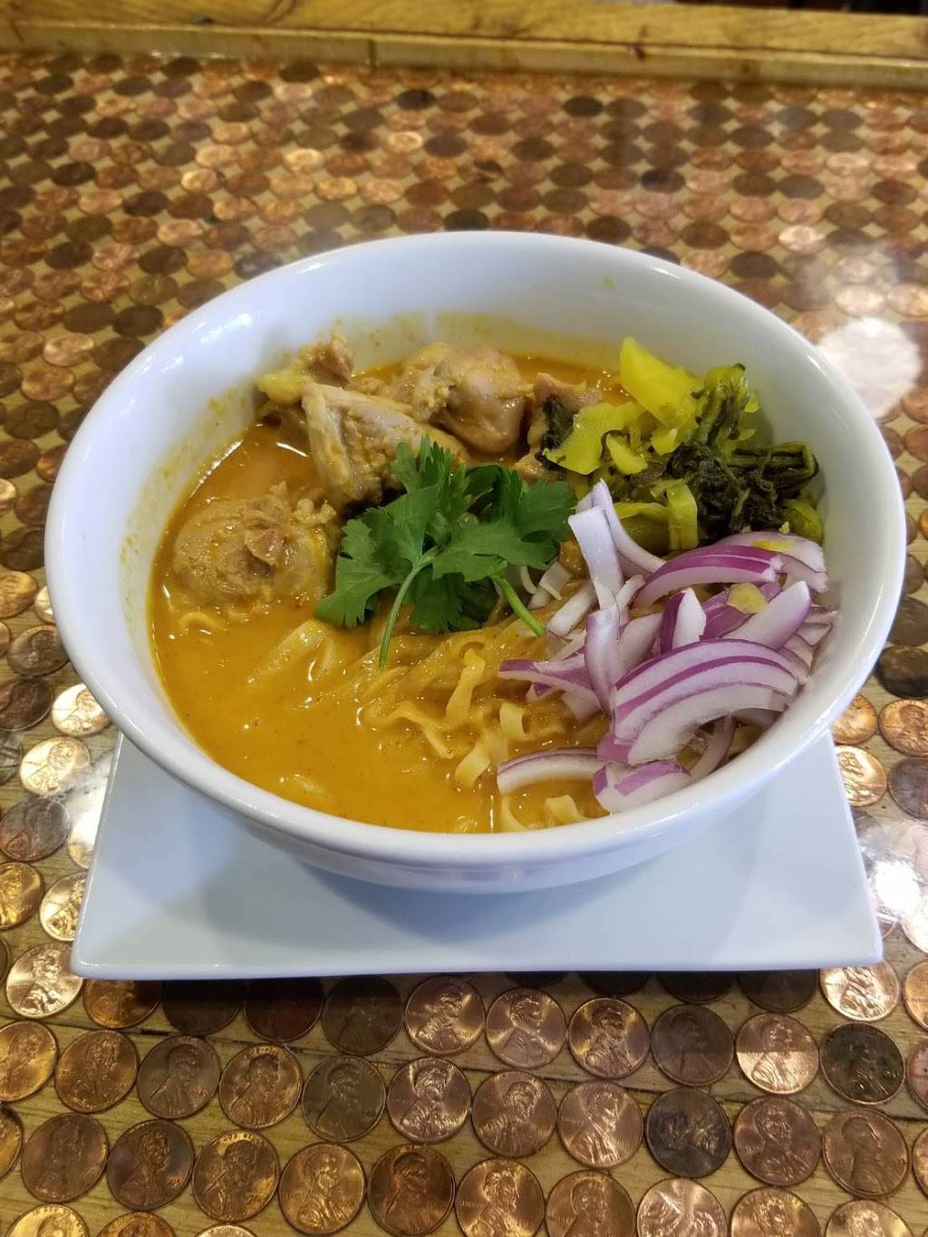 Sweet Basil Thai Cuisine | restaurant | 24 W Main St, Berryville, VA 22611, USA | 5409556234 OR +1 540-955-6234