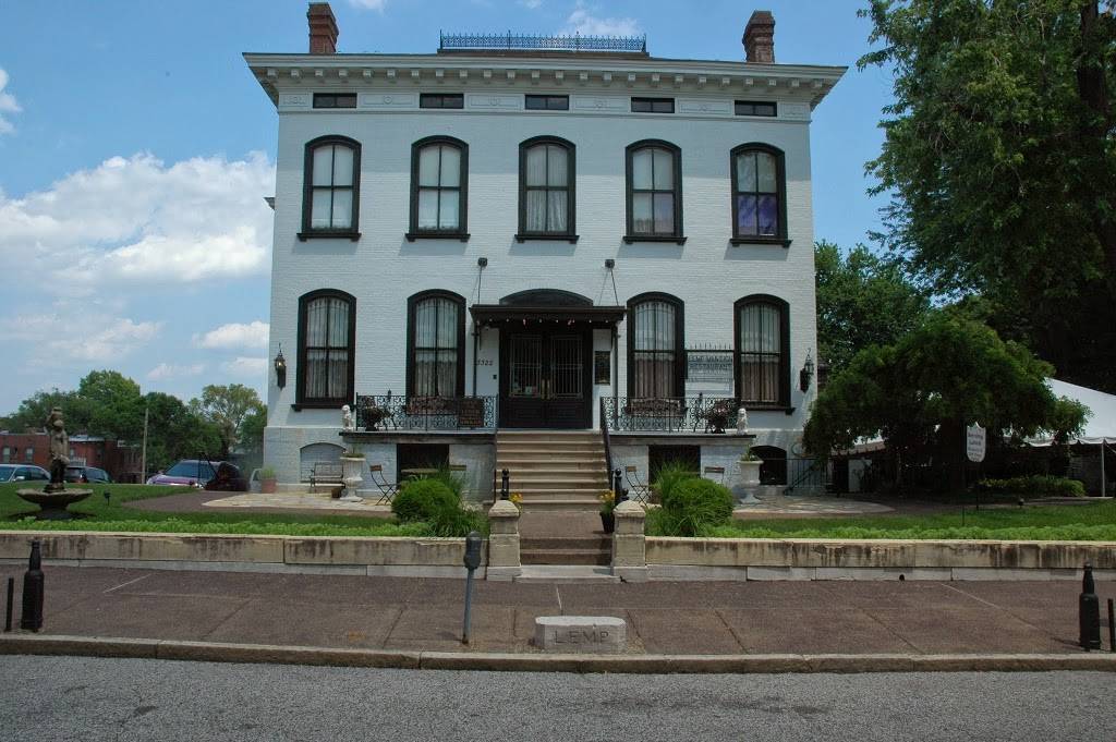 Lemp Mansion | restaurant | 3322 Demenil Pl, St. Louis, MO 63118, USA | 3146648024 OR +1 314-664-8024
