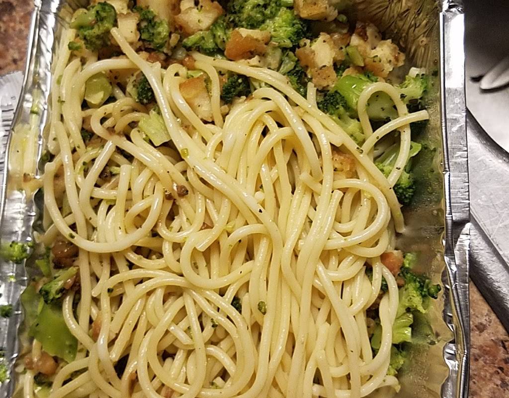 Empire Pizza House | restaurant | 861 New Britain Ave, Hartford, CT 06106, USA | 8609530596 OR +1 860-953-0596